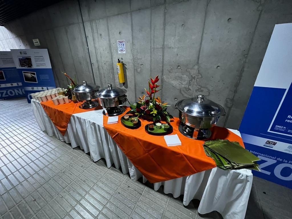 Buffet organizado para un evento institucional